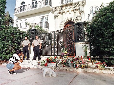 gianni versace deatb|pictures of gianni versace dead.